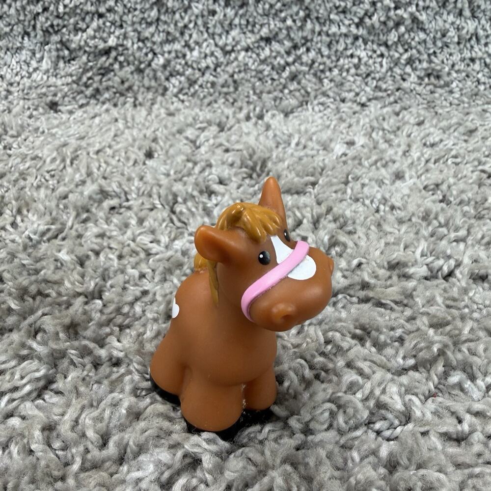 Fisher Price Little People Horse Pony Colt Baby Pink Farm Trailer Barn Heart Toy